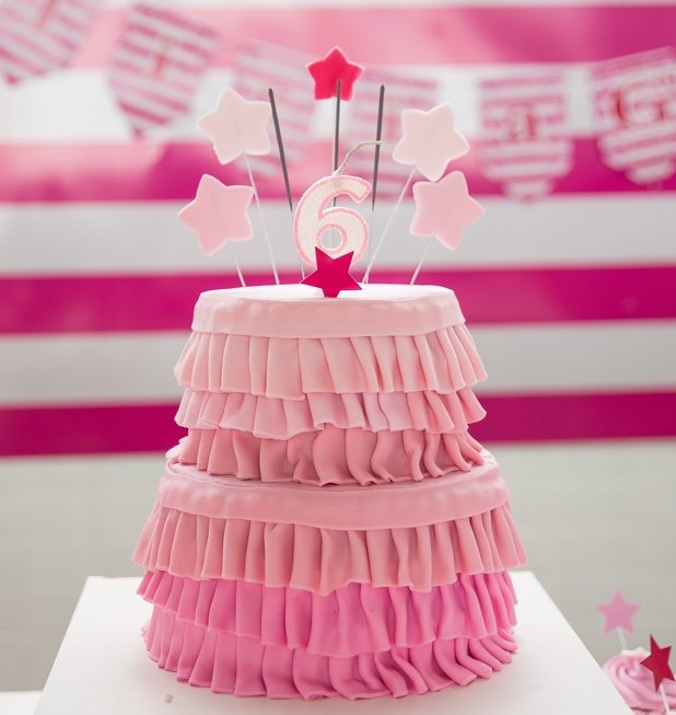 Children Entertainer processing payment from the Booking System dashboard